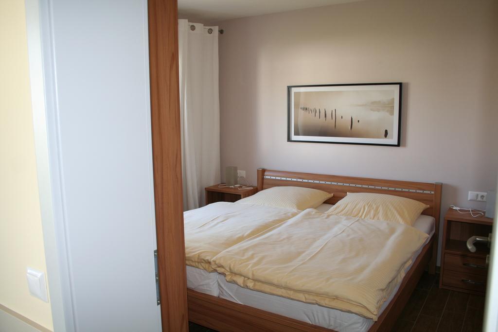 Pension Am Sundhaeuser See Nordhausen Exterior foto